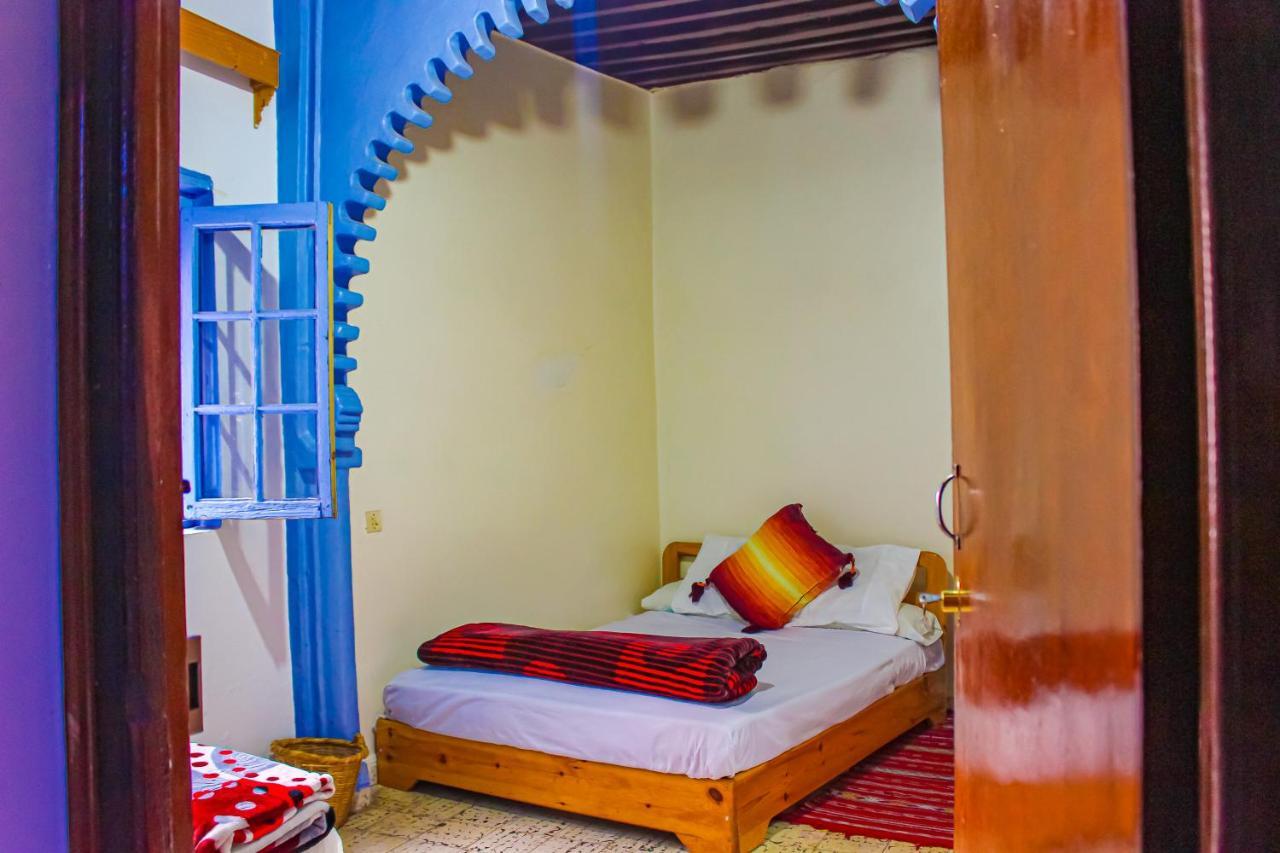 Cordoba Pension Chefchaouen Buitenkant foto
