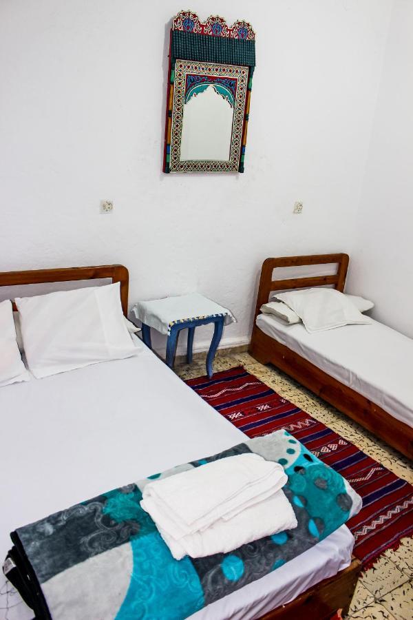 Cordoba Pension Chefchaouen Buitenkant foto