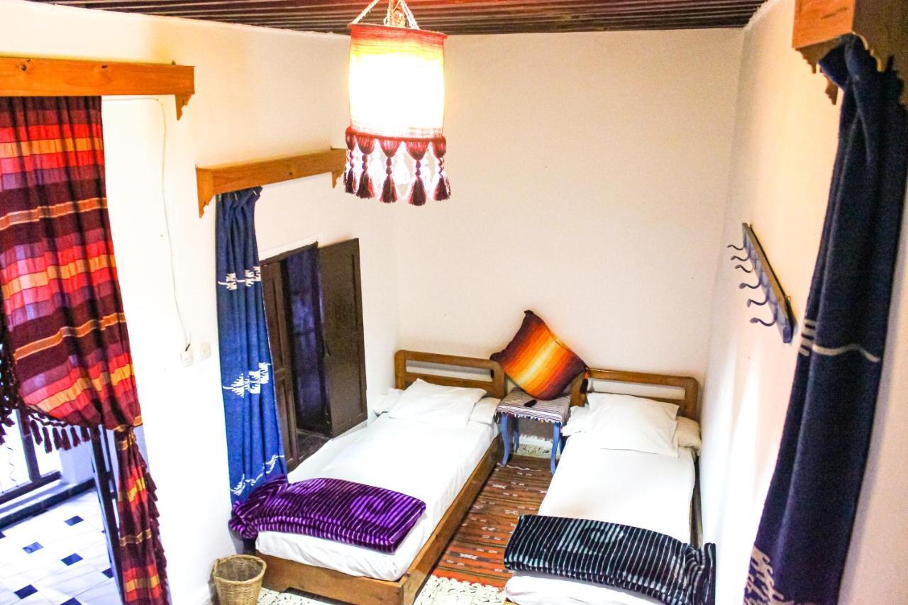 Cordoba Pension Chefchaouen Buitenkant foto